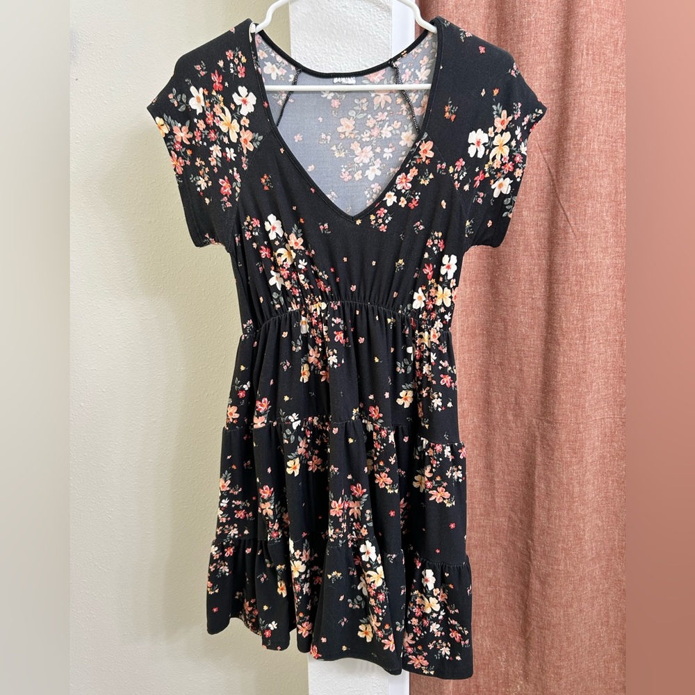 Flowy Floral V-neck Dress